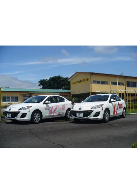 マツダ　アクセラ