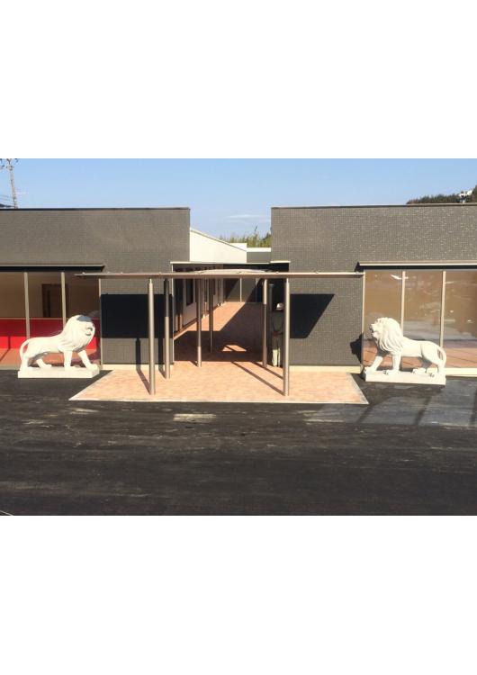 ライオン像設置